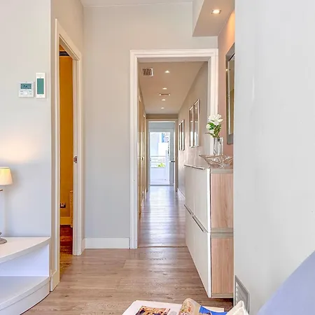 Bonaire Penthouse 2 Terraces Steps From *