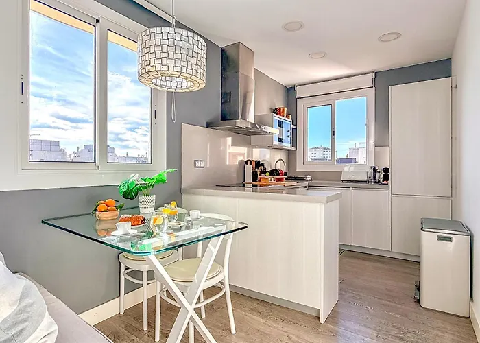 Bonaire Penthouse 2 Terraces Steps From *