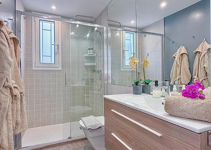 Bonaire Penthouse 2 Terraces Steps From Διαμέρισμα