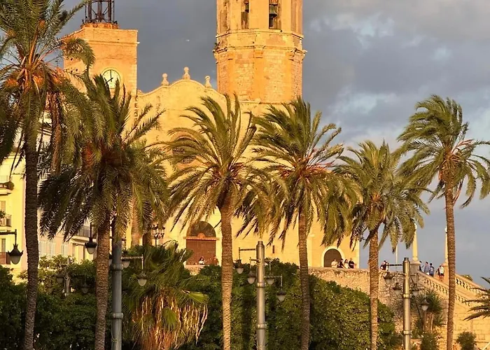 Bonaire Penthouse 2 Terraces Steps From Σίτζες