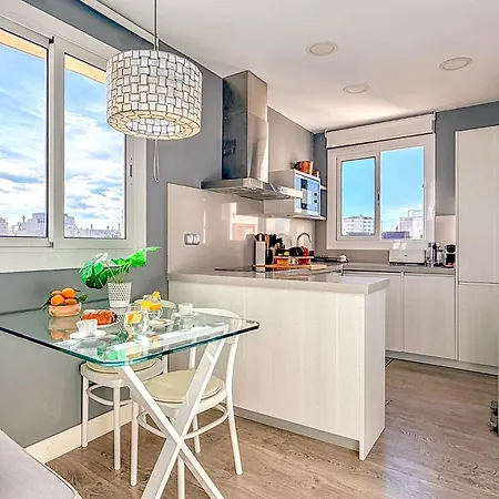 Bonaire Penthouse 2 Terraces Steps From *