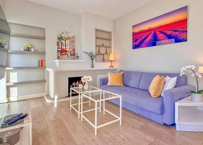 Bonaire Penthouse 2 Terraces Steps From