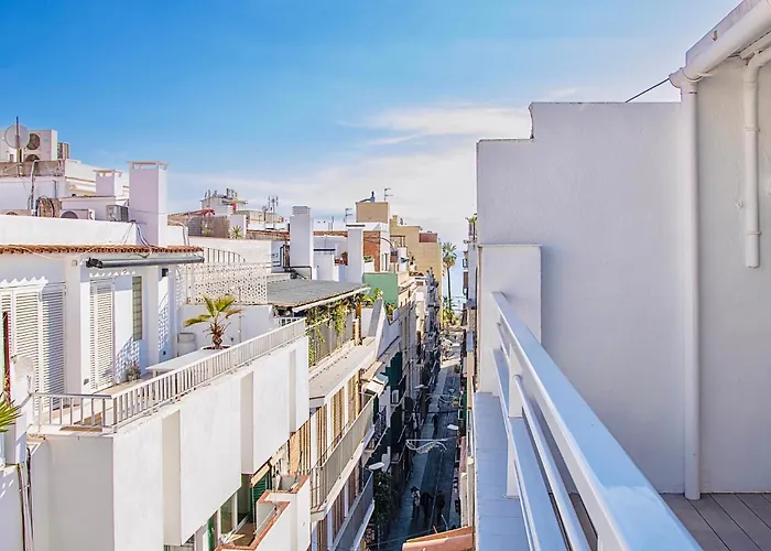 Bonaire Penthouse 2 Terraces Steps From